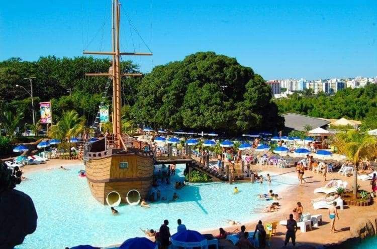 Piazza Diroma Acqua Park, Requinte E Diversao Caldas Novas Exterior foto